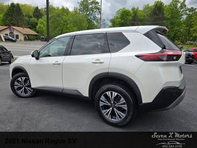 2021 Nissan Rogue SV