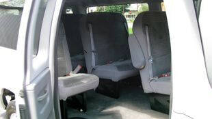 2004 Ford E-Series Chassis