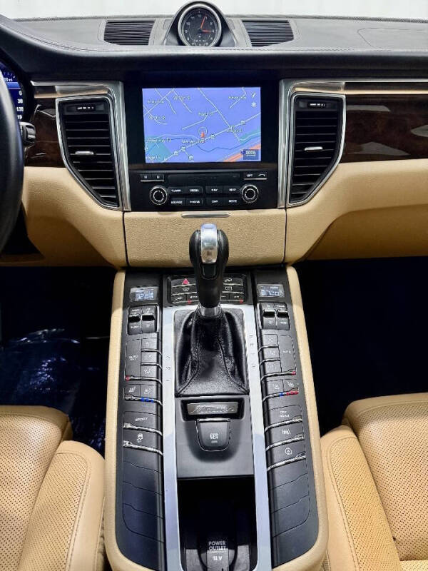 2018 Porsche Macan S