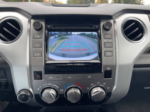 2018 Toyota Tundra SR5