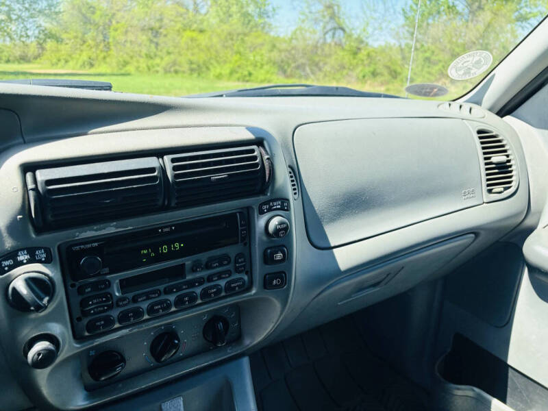2003 Ford Explorer Sport XLS