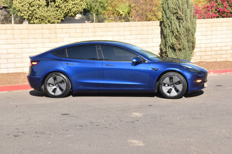 2021 Tesla Model 3 Base photo 33