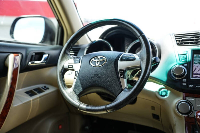 2011 Toyota Highlander Limited