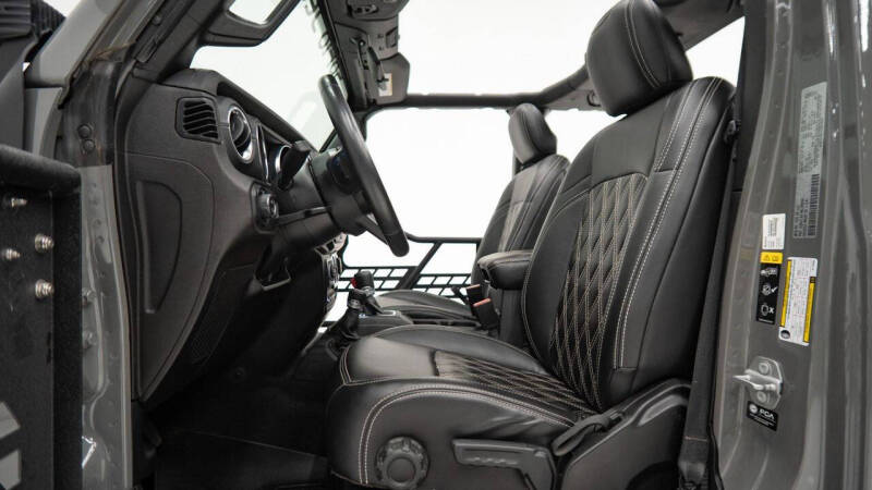 2022 Jeep Gladiator Sport S