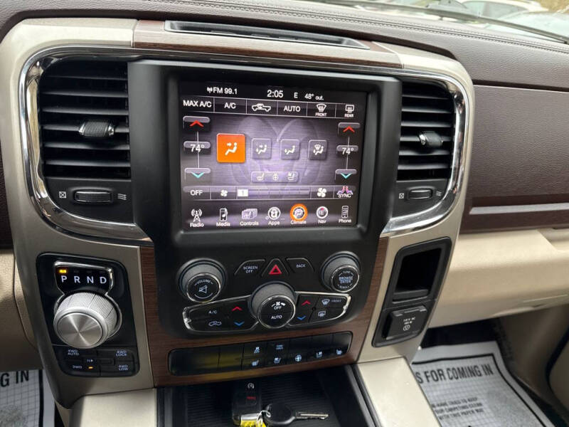 2013 RAM 1500 Laramie