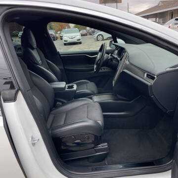 2016 Tesla Model X 90D