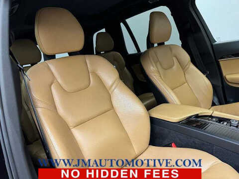 2017 Volvo XC90 T6 Momentum