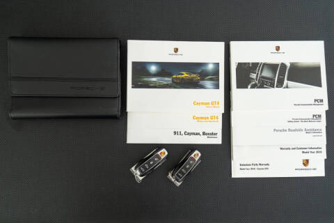 2016 Porsche Cayman GT4