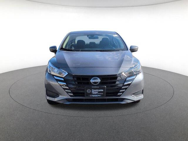 2023 Nissan Versa SV