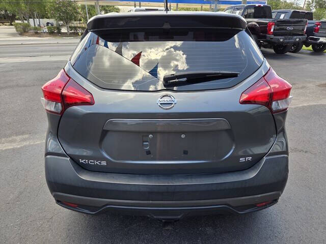 2018 Nissan Kicks SR