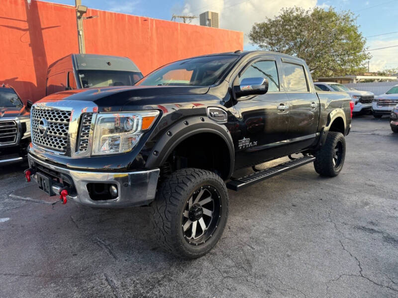 2017 Nissan Titan SL