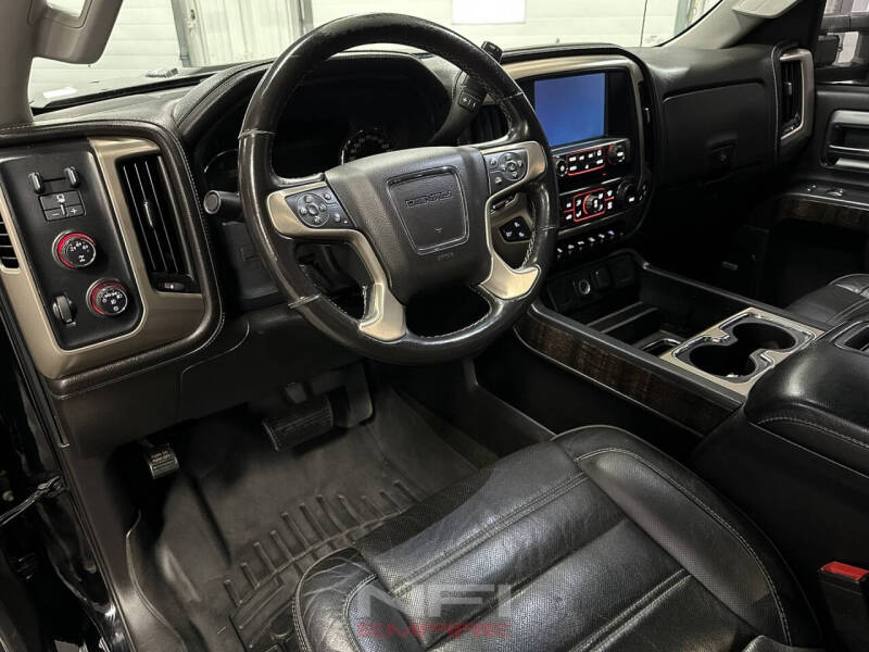2015 GMC Sierra 2500HD Denali