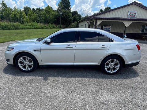 2018 Ford Taurus SEL