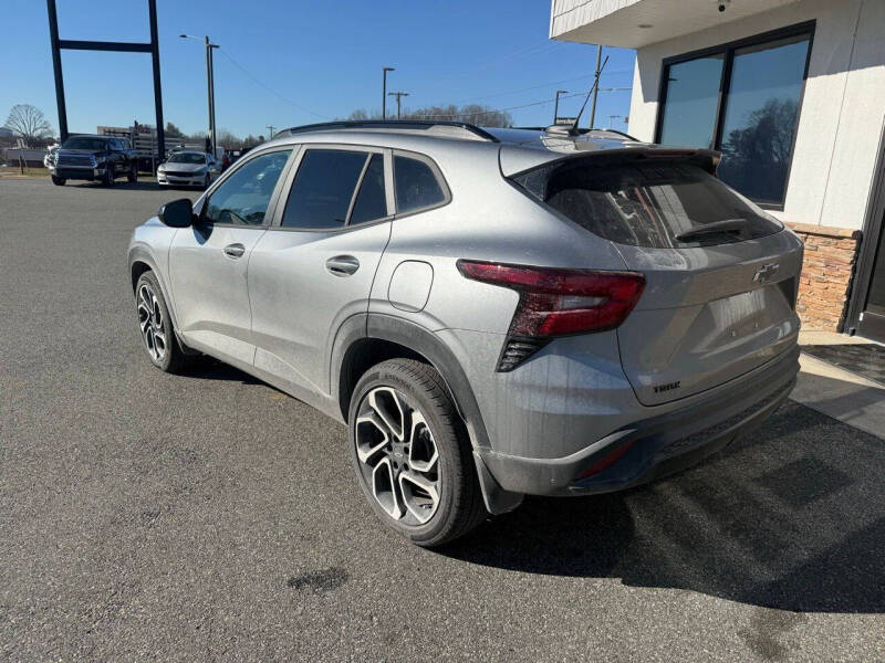 2025 Chevrolet Trax RS