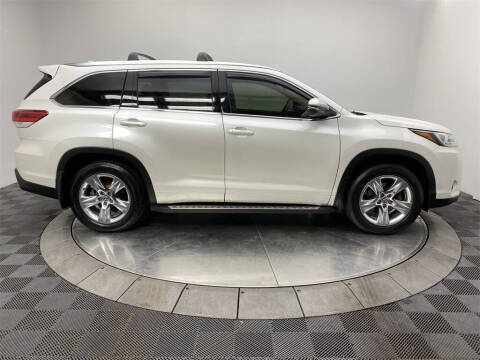 2017 Toyota Highlander