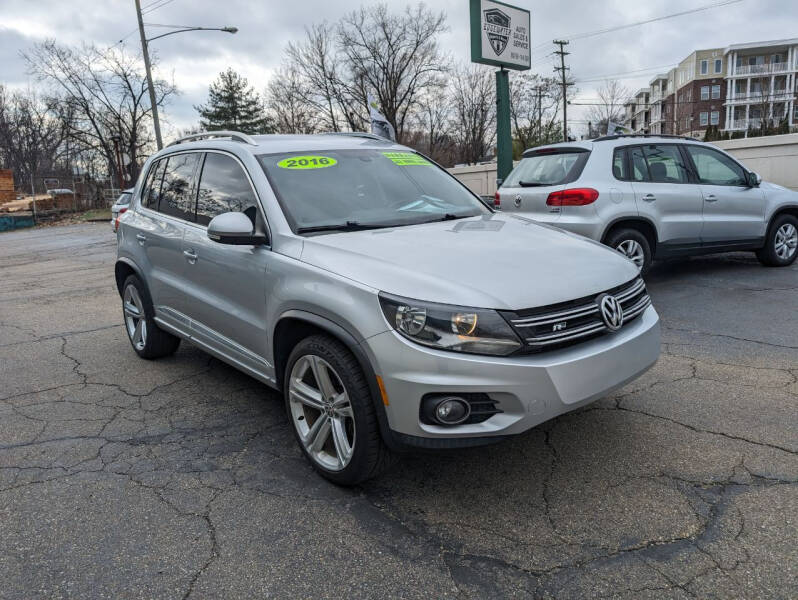 2016 Volkswagen Tiguan for sale at Edgewater Imports & More in Oakmont PA