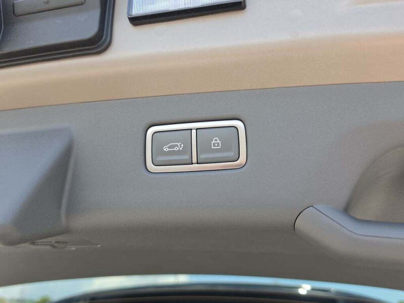 2026 Kia EV9 Land