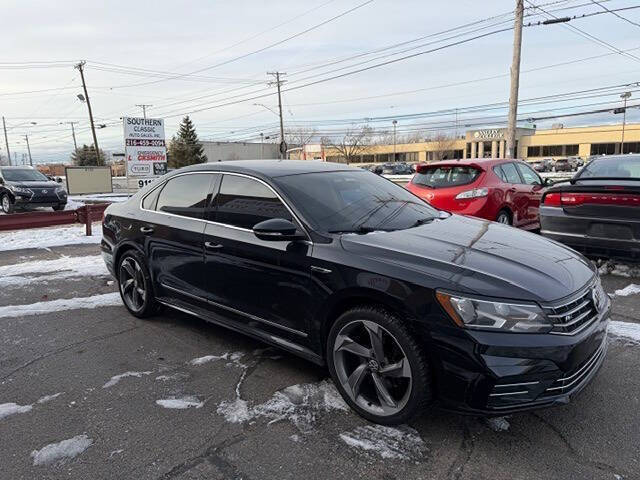 2017 Volkswagen Passat 1.8T R-Line