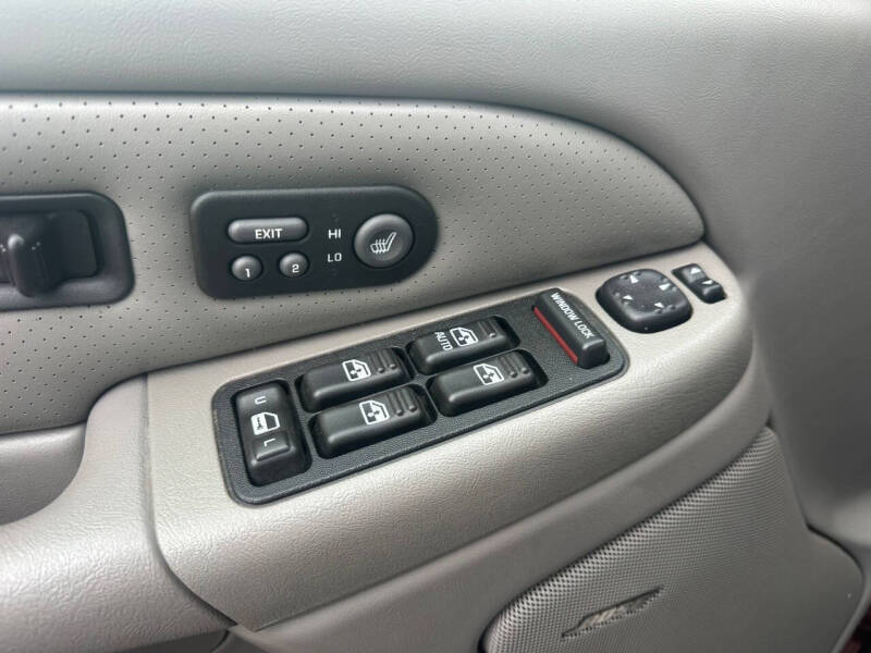 2002 Cadillac Escalade