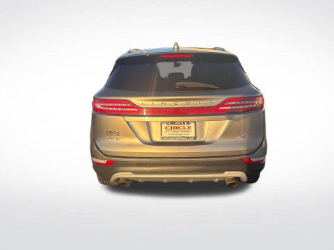 2016 Lincoln MKC Select