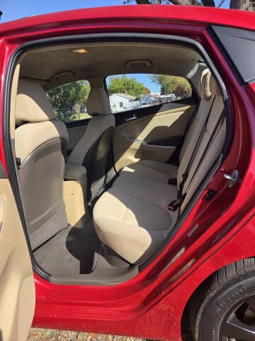 2014 Hyundai Accent GLS