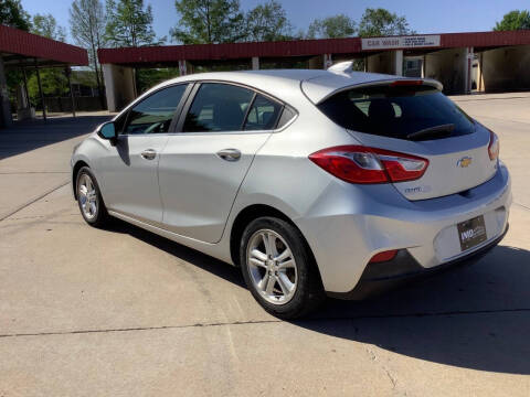 2017 Chevrolet Cruze LT Auto