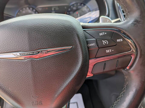 2016 Chrysler 200