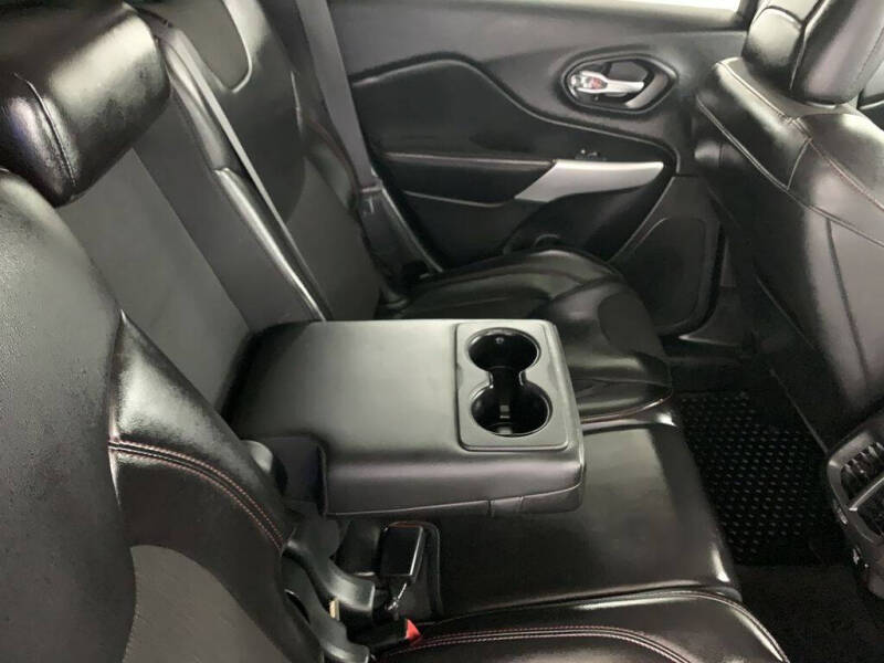 2018 Jeep Cherokee Trailhawk