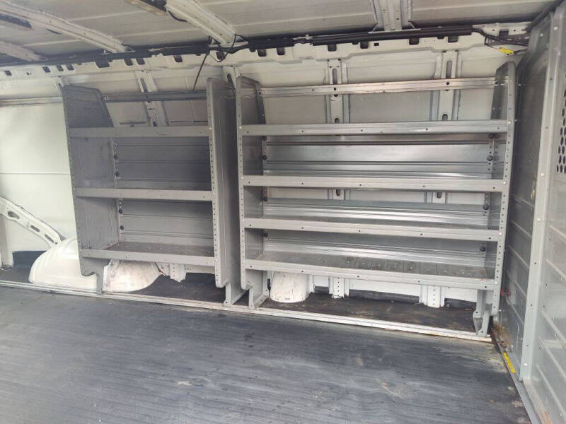 2016 GMC Savana 3500