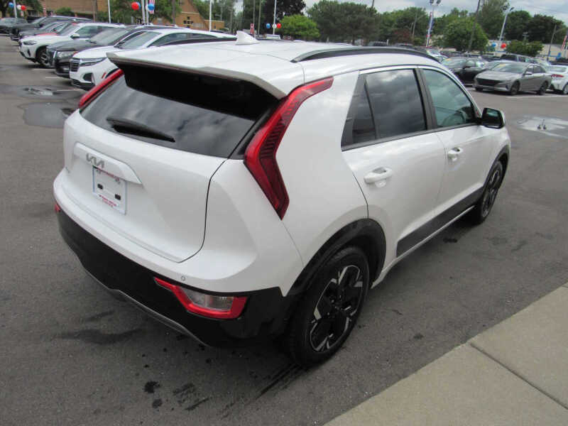 2024 Kia Niro EV Wind