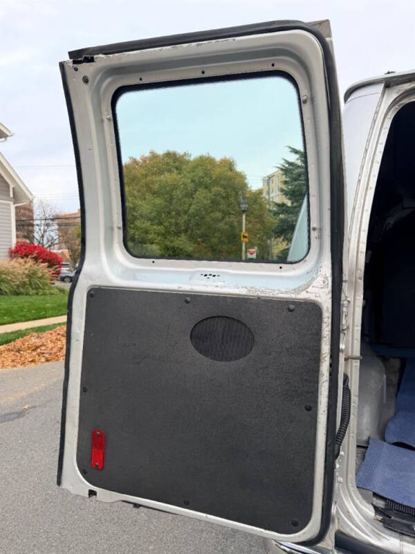 2009 Ford E-Series E-250