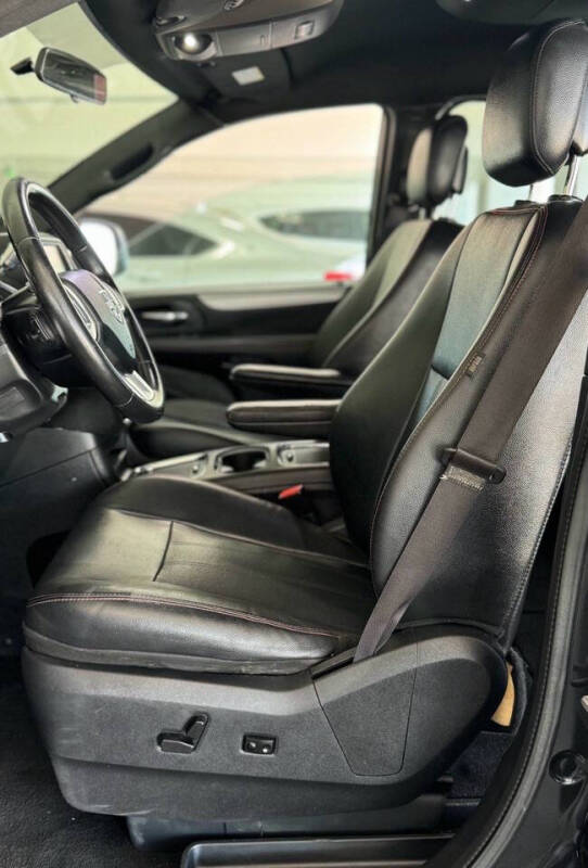 2016 Dodge Grand Caravan R/T