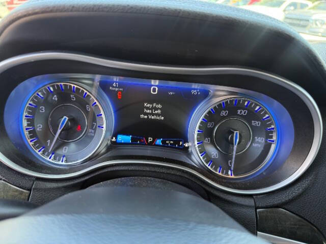 2016 Chrysler 300 C