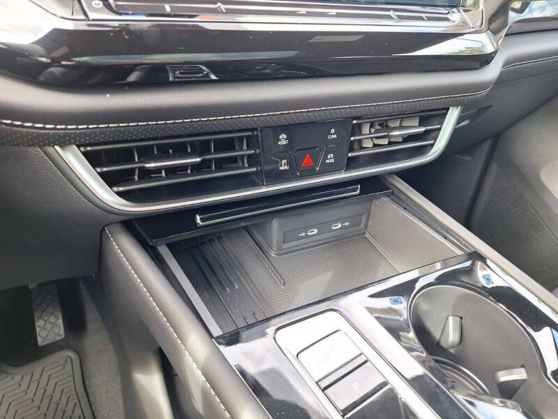 2025 Volkswagen Atlas Cross Sport SE