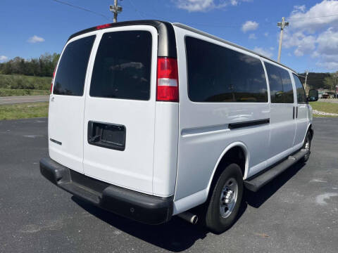 2022 Chevrolet Express LS 3500