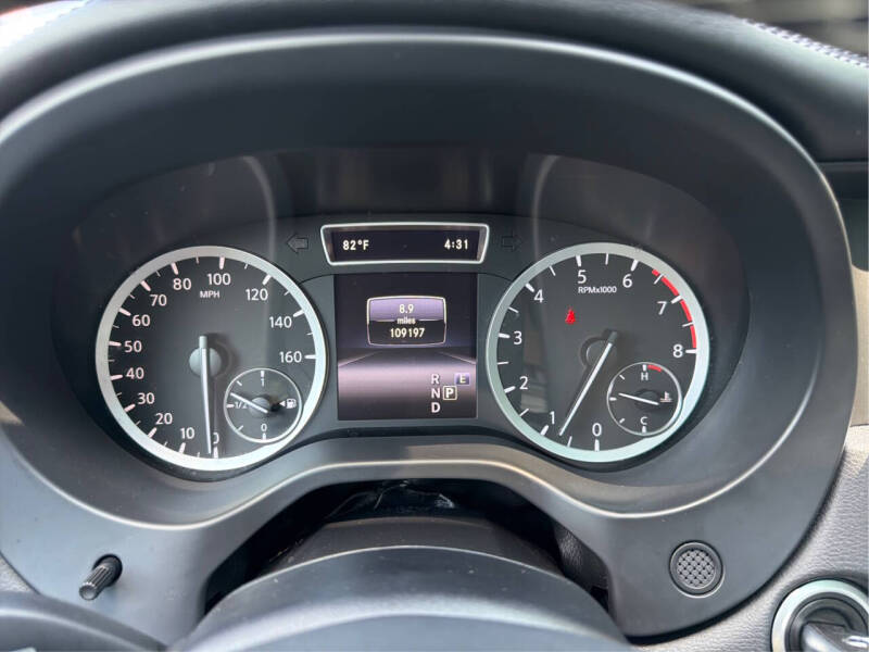 2018 Infiniti QX30 Essential