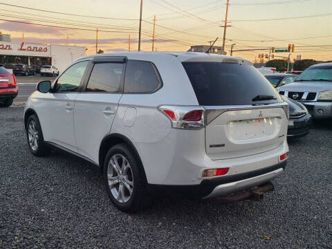 2015 Mitsubishi Outlander SE