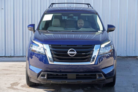 2022 Nissan Pathfinder SV