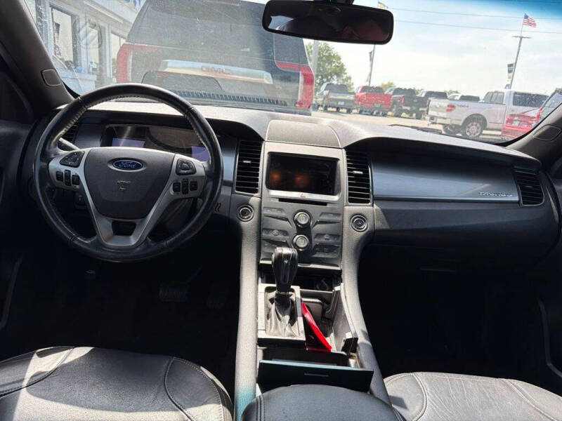 2013 Ford Taurus SEL