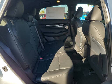 2025 Infiniti QX55 Essential