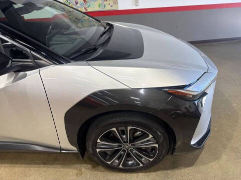 2023 Toyota bZ4X Limited