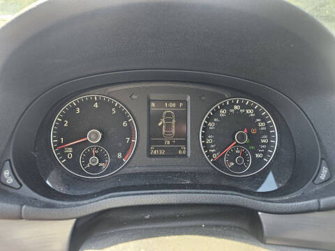 2015 Volkswagen Passat 1.8T SE