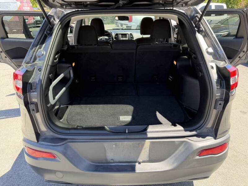 2018 Jeep Cherokee Latitude