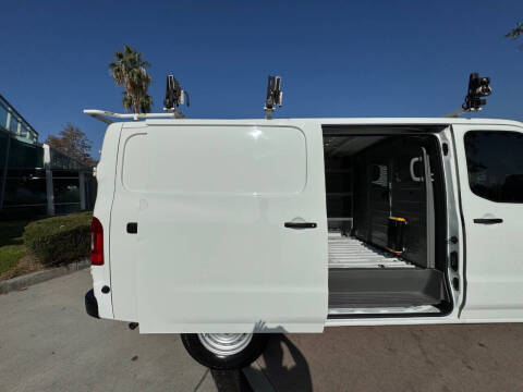 2020 Nissan NV 2500 HD S