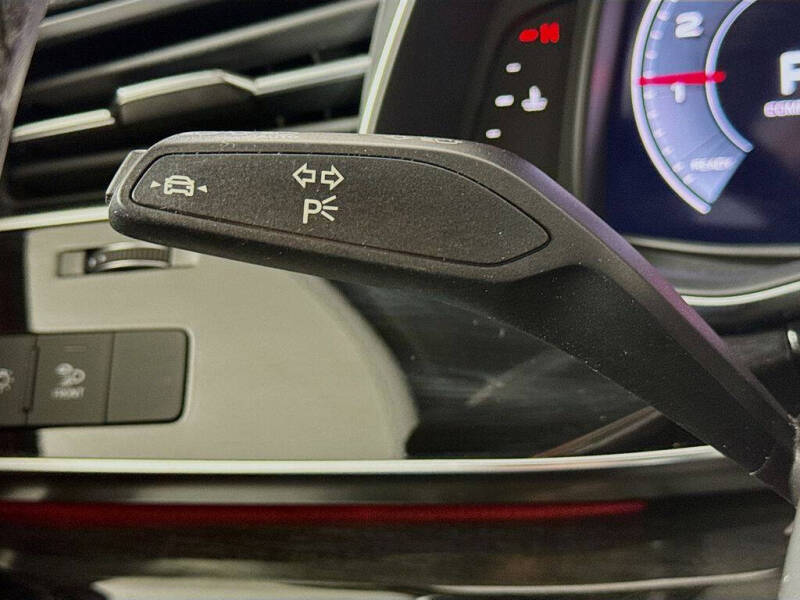 2023 Audi Q7 quattro Premium Plus 55 TFSI