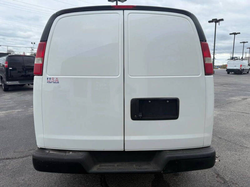2016 Chevrolet Express 2500