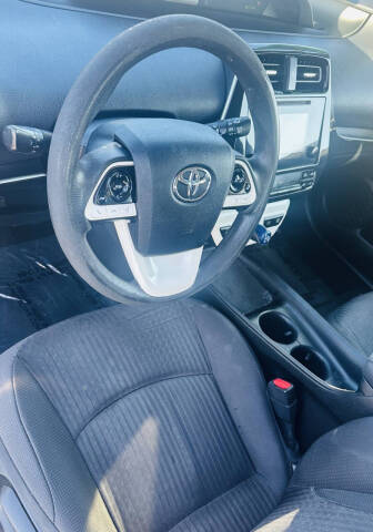 2018 Toyota Prius Two