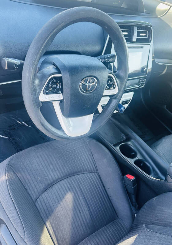 2018 Toyota Prius Two