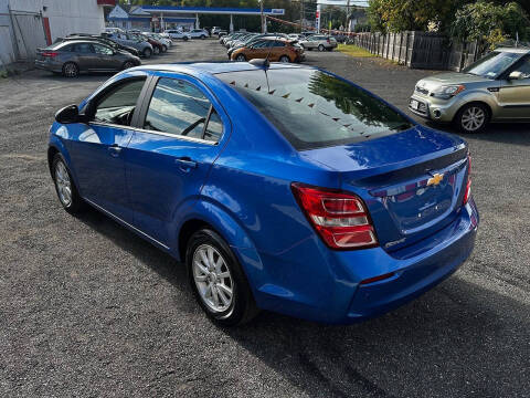 2019 Chevrolet Sonic LT Auto
