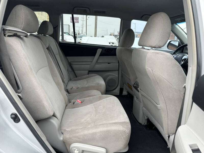 2013 Toyota Highlander Plus